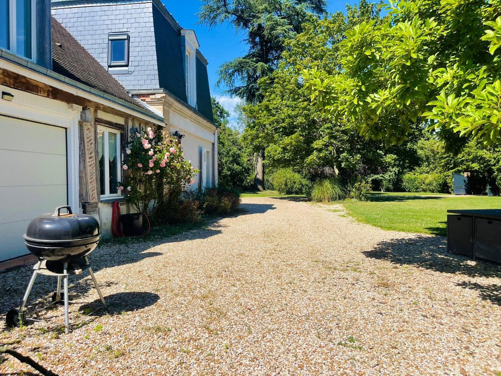 Neuville-aux-Bois Maison Chaleureuse De 4 A 12 Personnes מראה חיצוני תמונה
